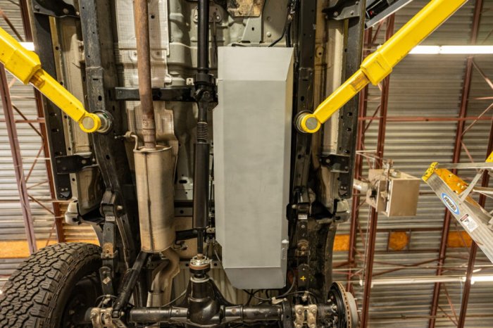 Ford-Ranger-Long-Range-Replacement-Fuel-Tank-2019-2023-37-Gallons-3-scaled.jpg